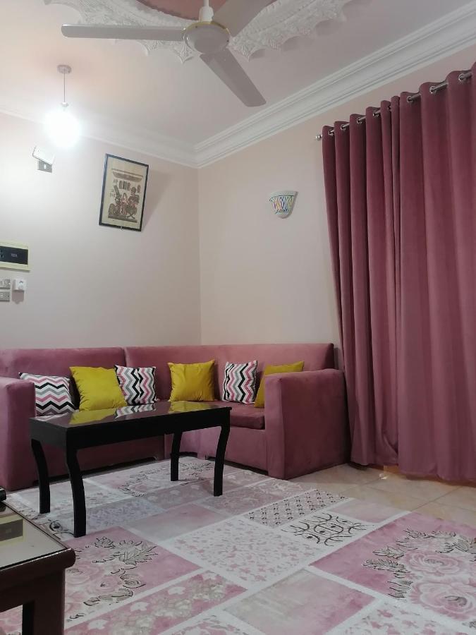 Luxor Palace Apartments Bagian luar foto